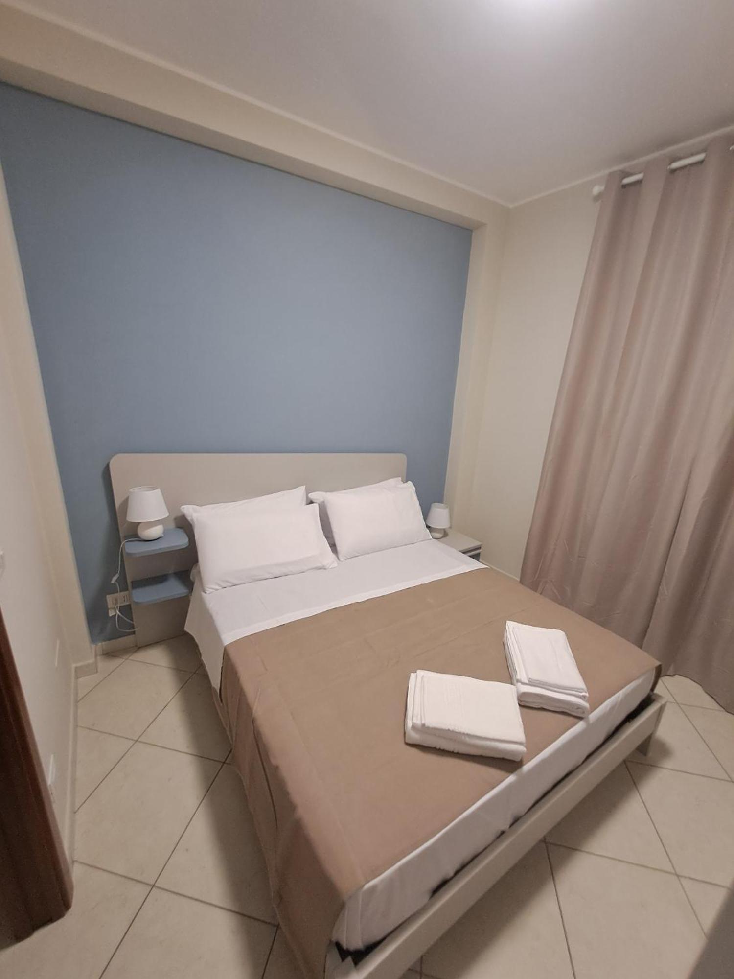 Affitta Camere Gold Barletta Exterior foto