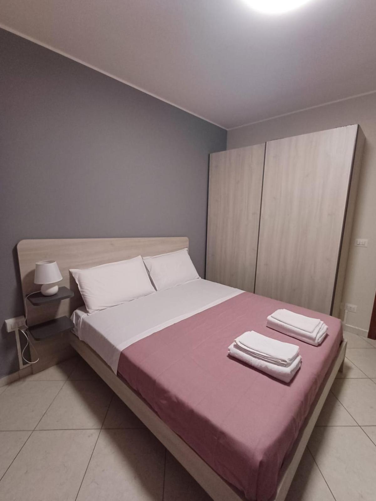 Affitta Camere Gold Barletta Exterior foto